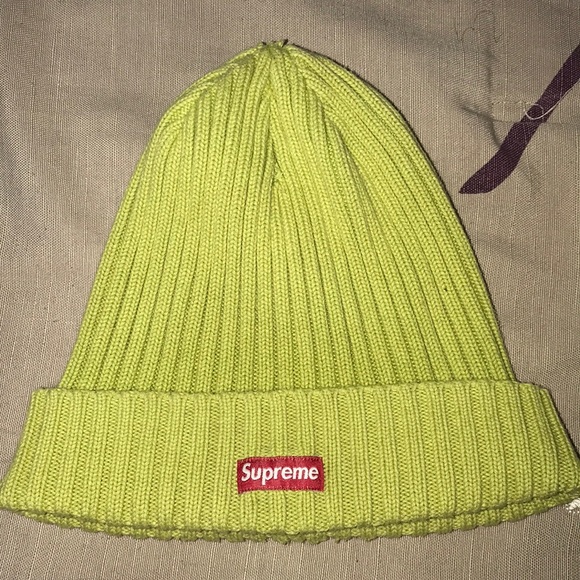 Hat/Beanie - Picture 2 of 3